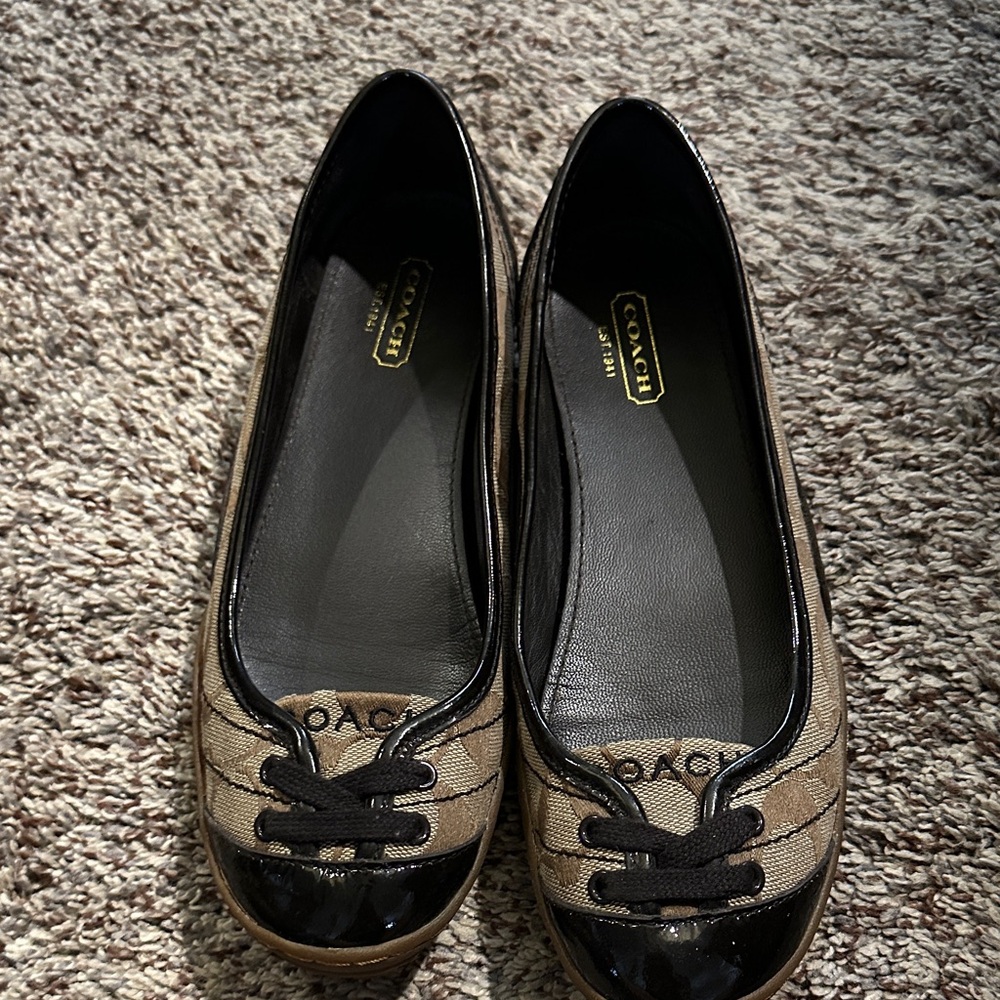 Coach Signature Black and Tan Loafers